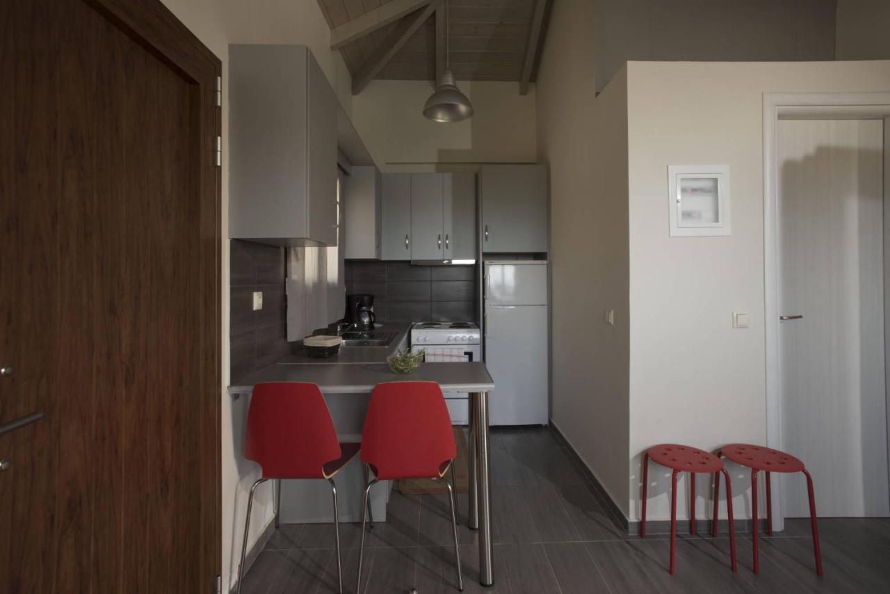 Σπιτι Σε Συγκροτημα Με Πισινα Mary'S House Villa Gialova Exteriör bild