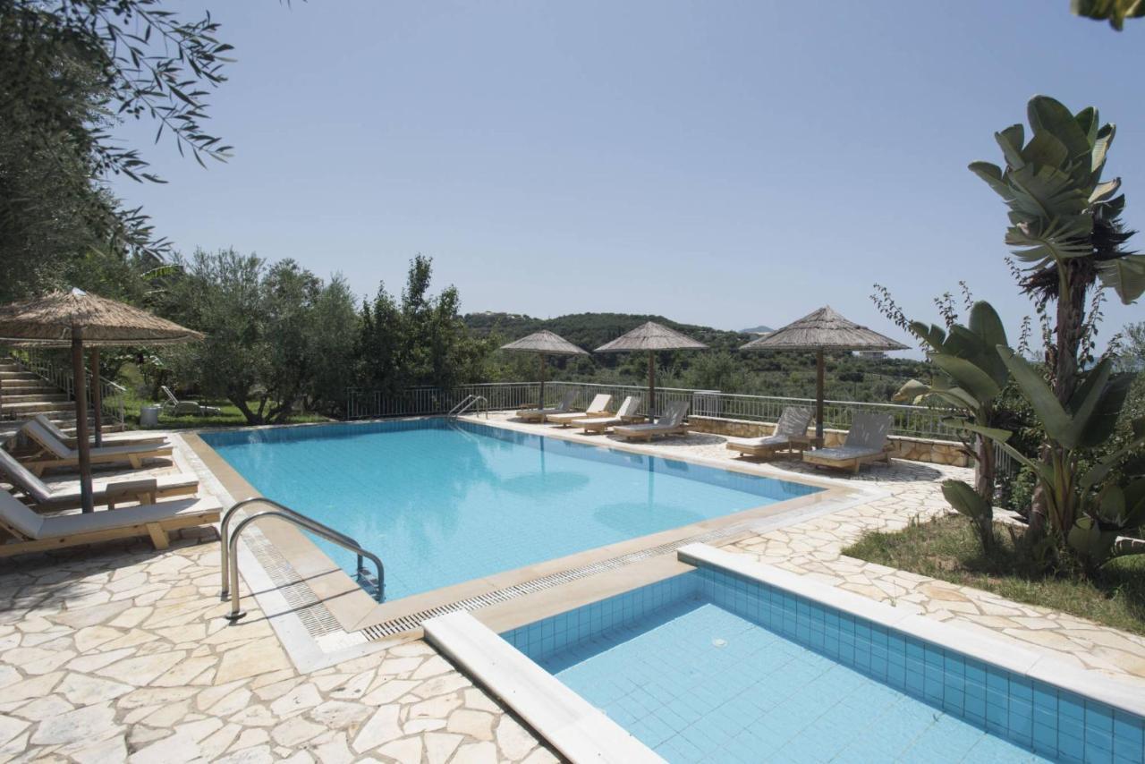 Σπιτι Σε Συγκροτημα Με Πισινα Mary'S House Villa Gialova Exteriör bild
